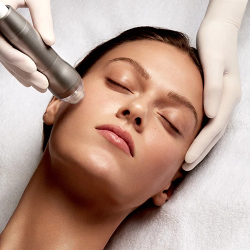 Doctor Babor expert treatments, microdermabrasie en micro needling in Aalst by Ikaros